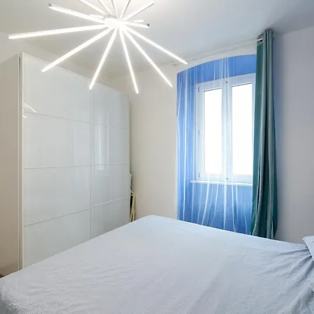 Botique • Center Wifi * Trieste